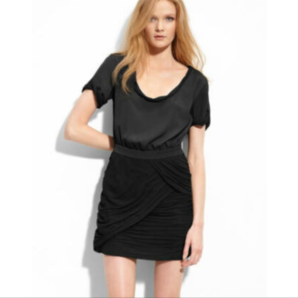 DIANE VON FURSTENBERG "CELIA" BLACK DRAPE DETAIL SHORT SLEEVE CASUAL DRESS Sz 12